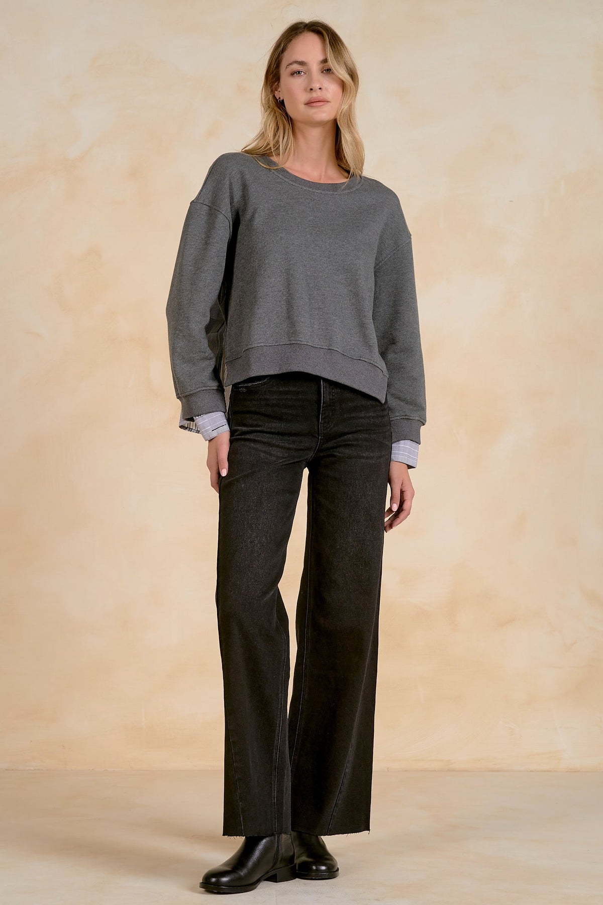 Mollie Top Grey Plaid - Shop Elan
