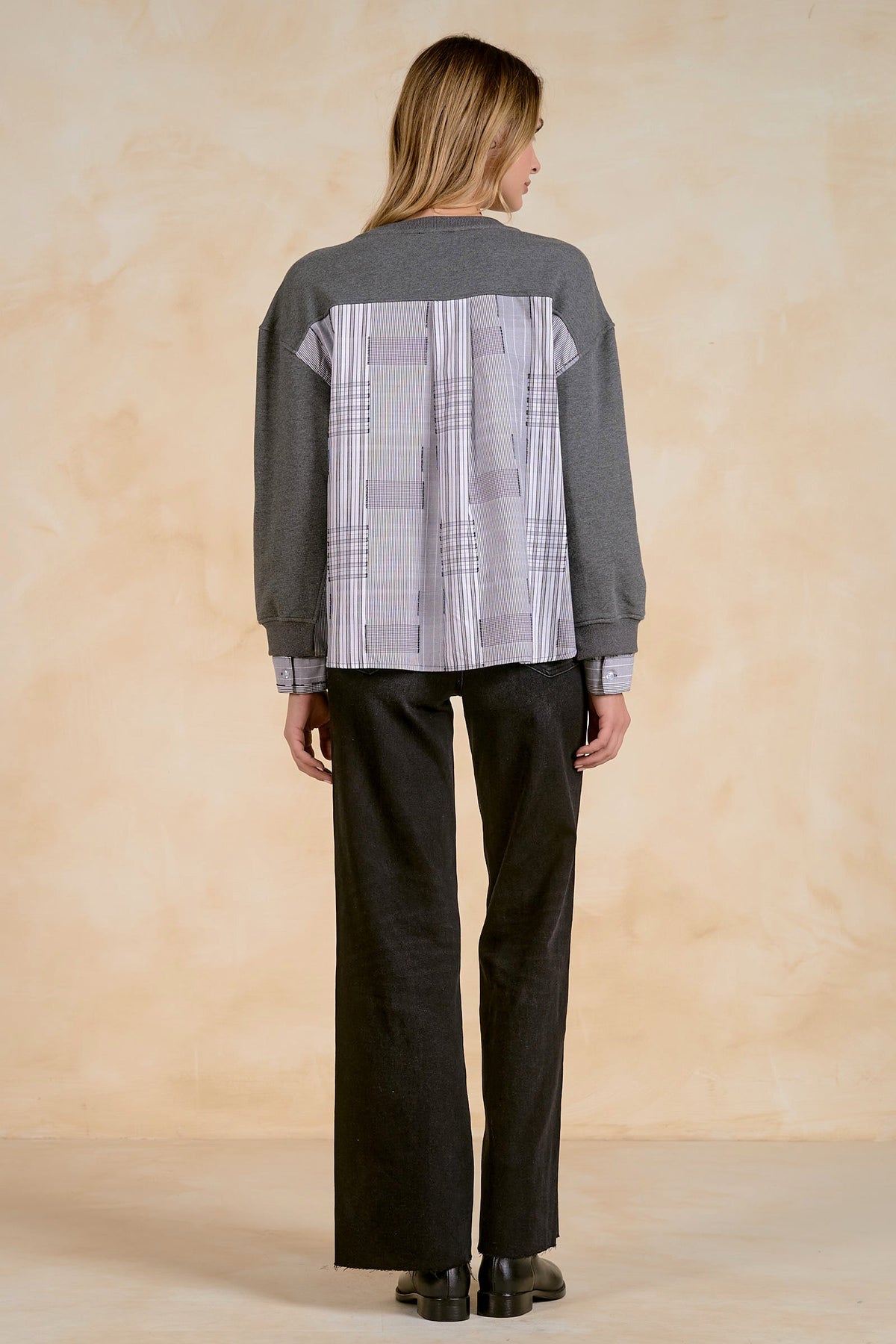 Mollie Top Grey Plaid - Shop Elan