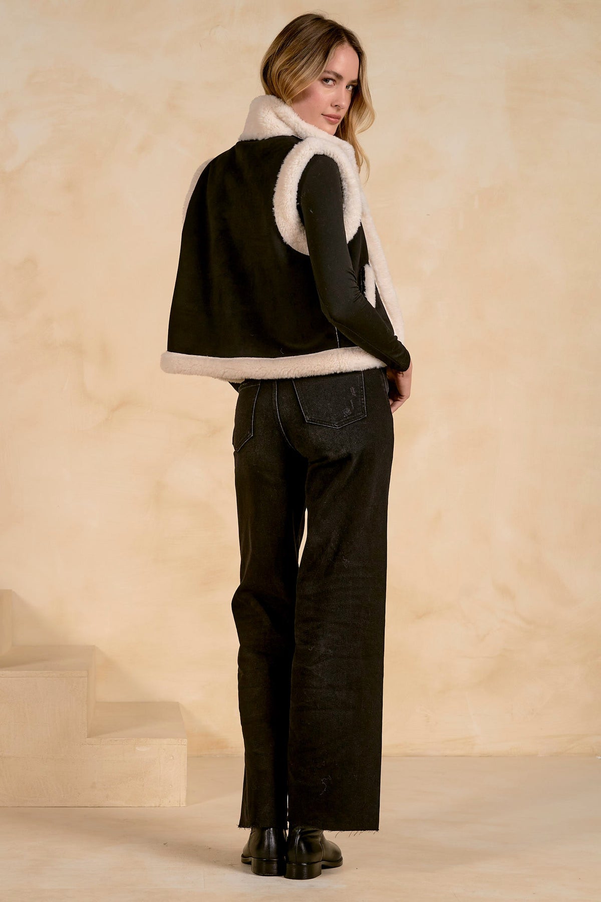Jolie Jean Black - Shop Elan