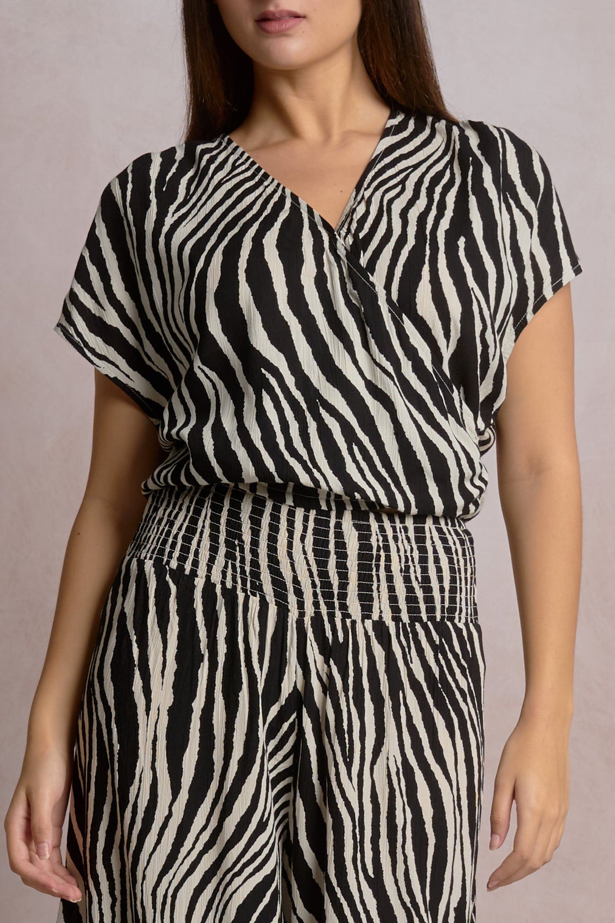 Zaza Top Black Zebra - Shop Elan