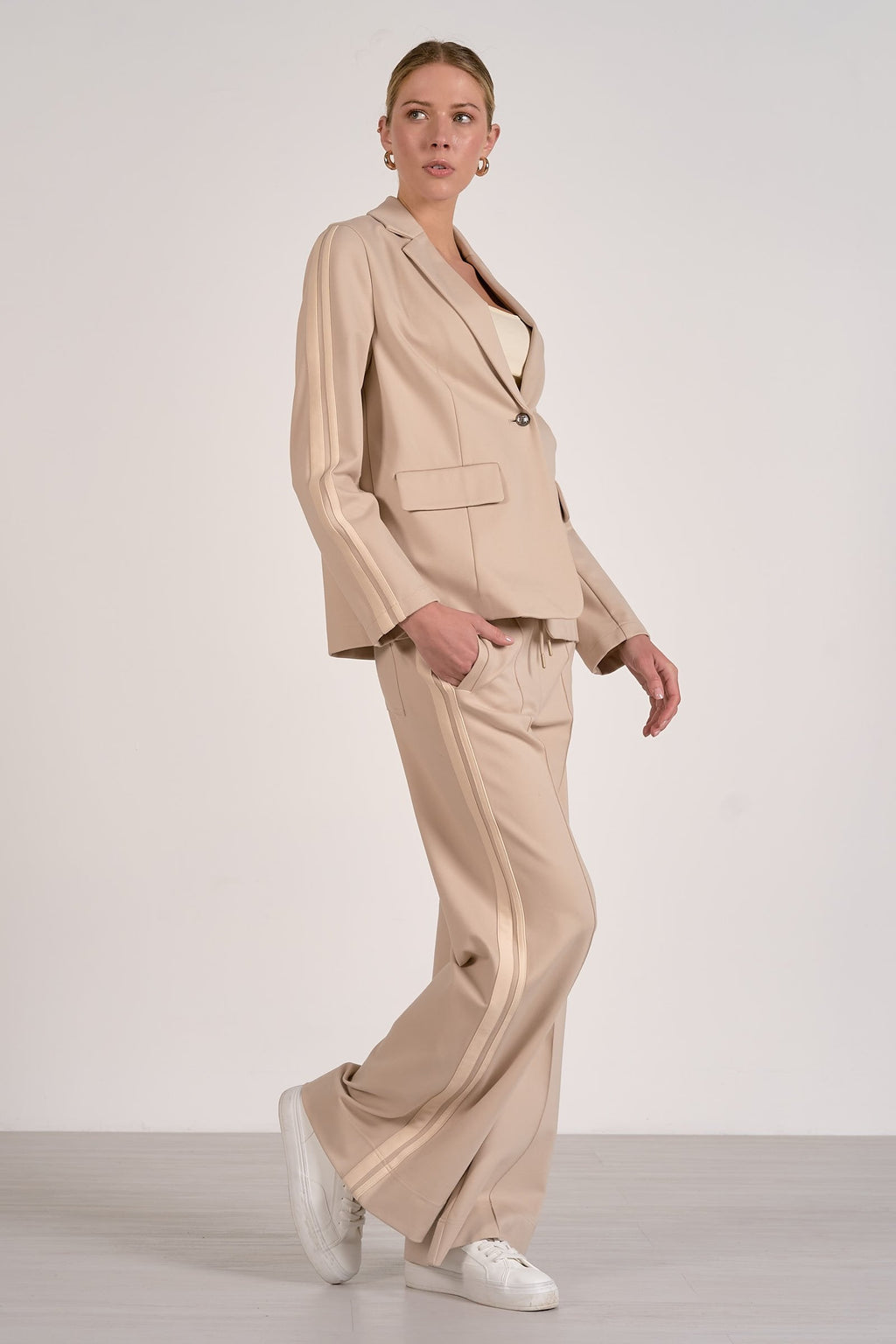 Scottie Scuba Blazer - Shop Elan
