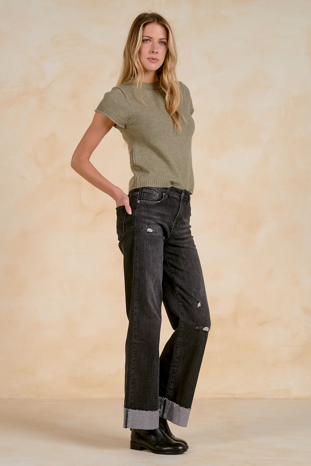 Sam Sweater Light Olive - Shop Elan