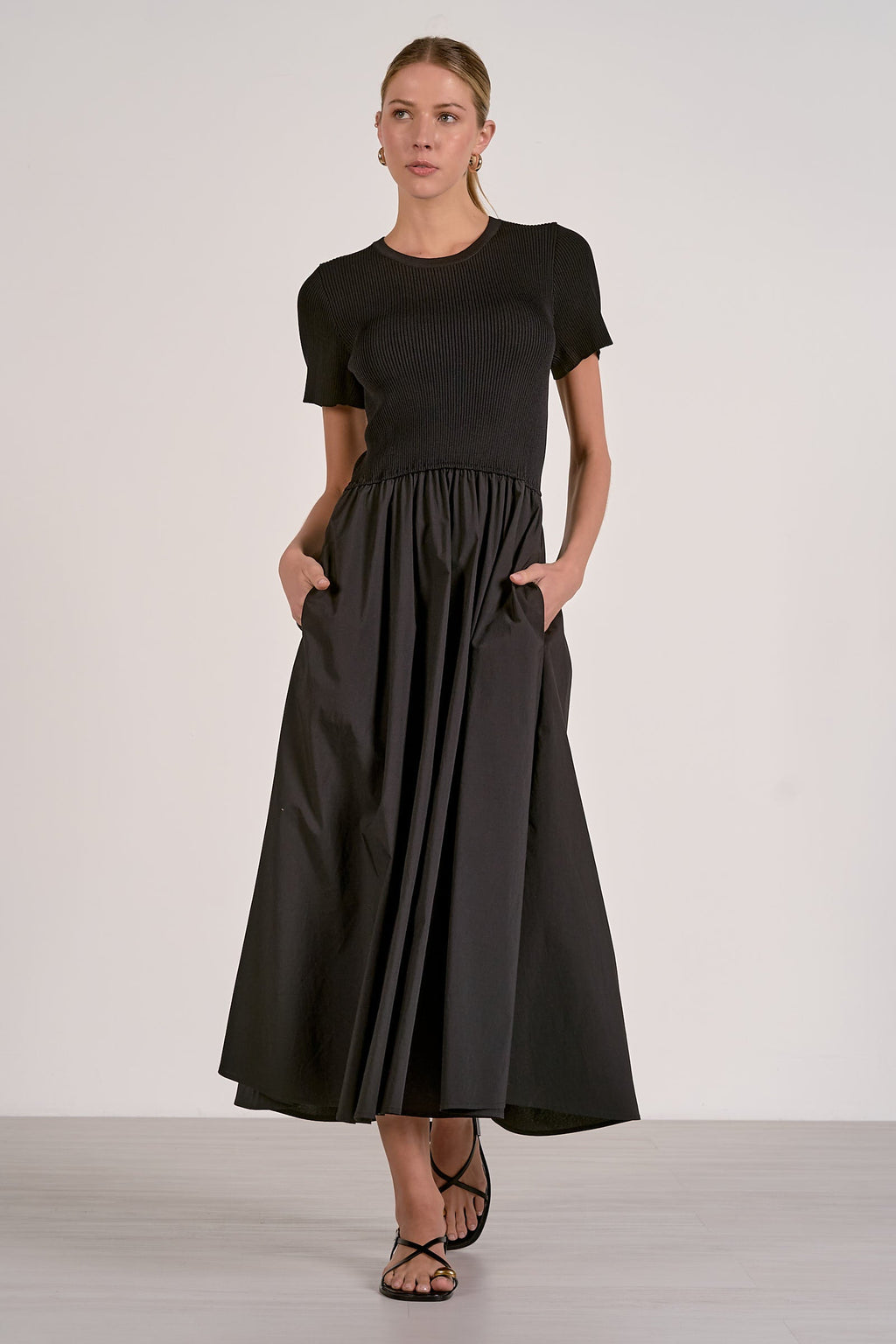 Riley Dress Black - Shop Elan